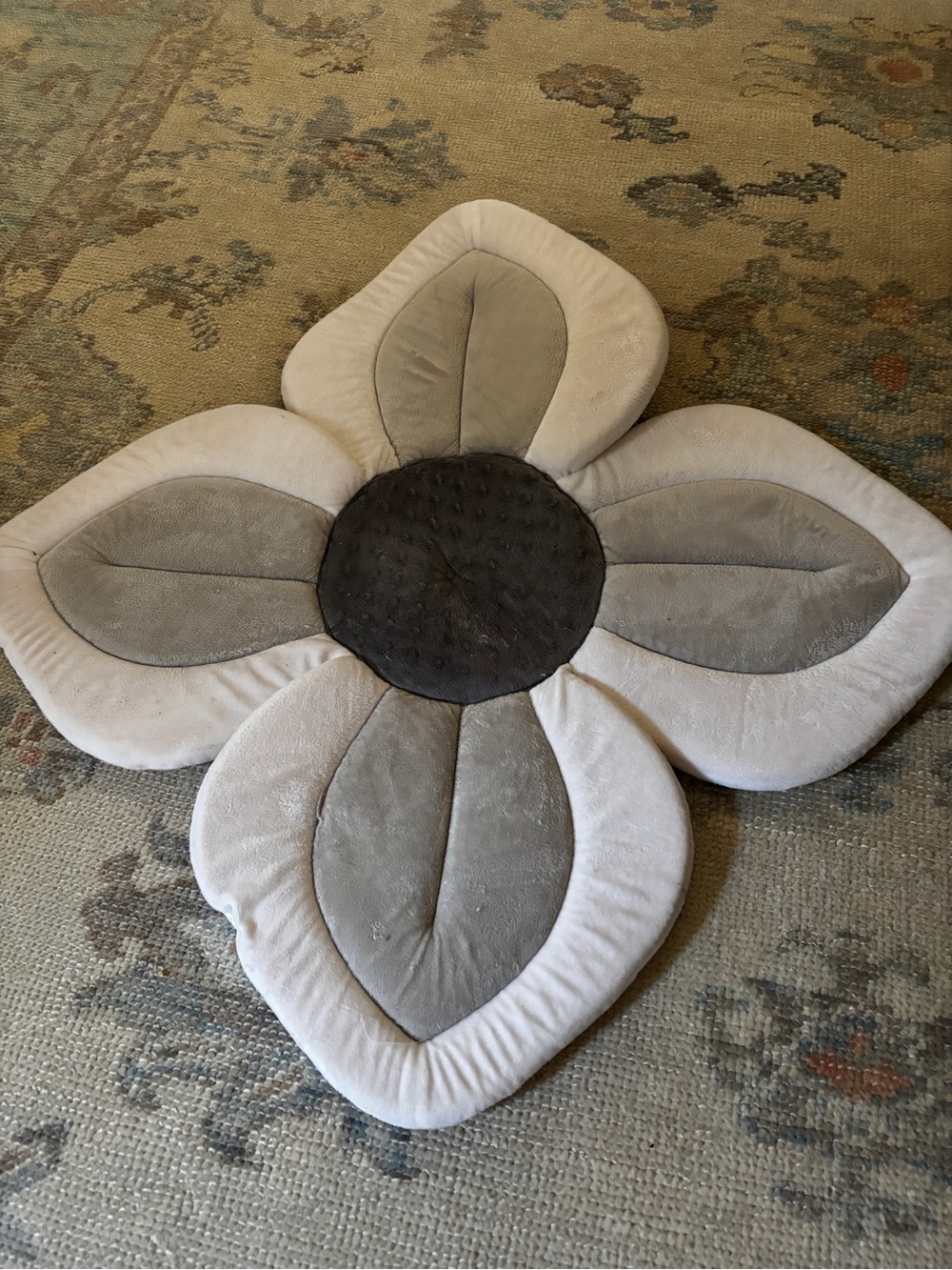 Blooming Baby Lotus Bath Seat